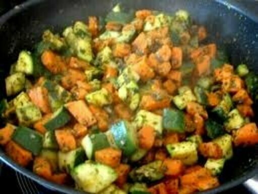 Poêlée patate douce courgette